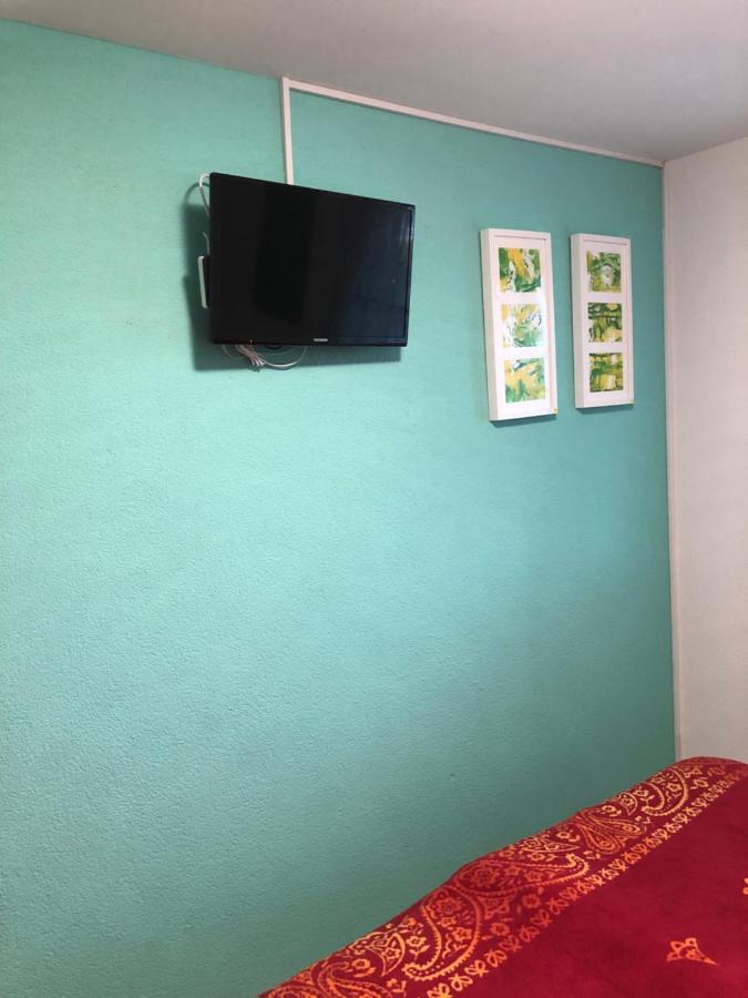 Mona'S Sleep & Go Bed & Breakfast Buren  Dış mekan fotoğraf